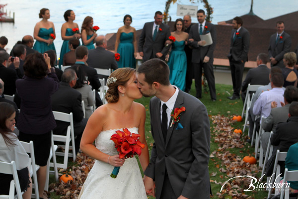 Lodges at Cresthaven Fall Wedding Photo