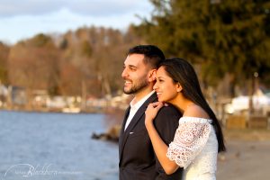 Saratoga Lake Engagement Photos