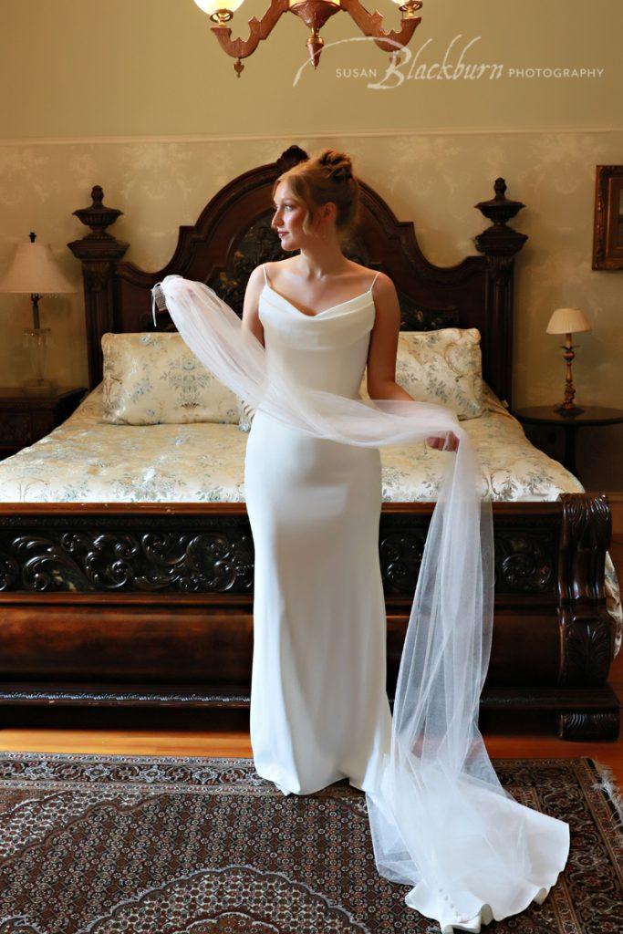 Saratoga Destinatiion Wedding Photo Bridal Portrait Saratoga Mansion