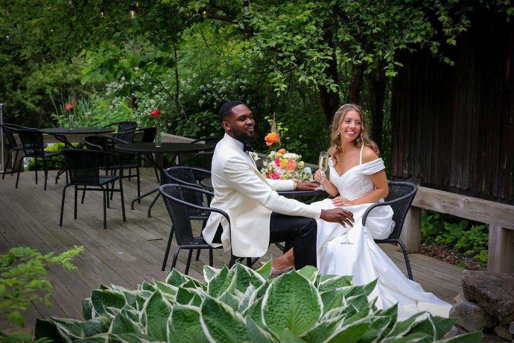 Saratoga NY Wedding Photos at the Saratoga Mansion