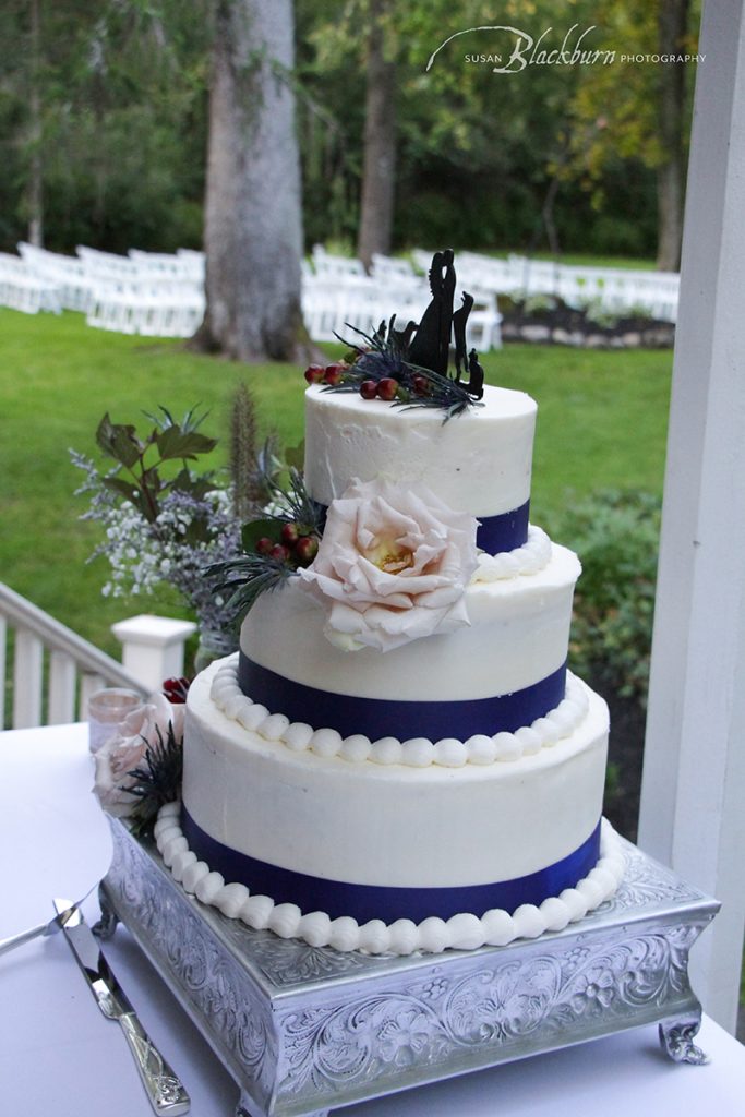 Pantone Classic Blue Wedding Cake