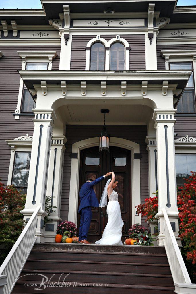 Saratoga Destination Wedding Photo Mansion Inn Bride and Groom