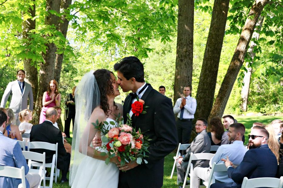 Considerations for Wedding Ceremony Outdoors